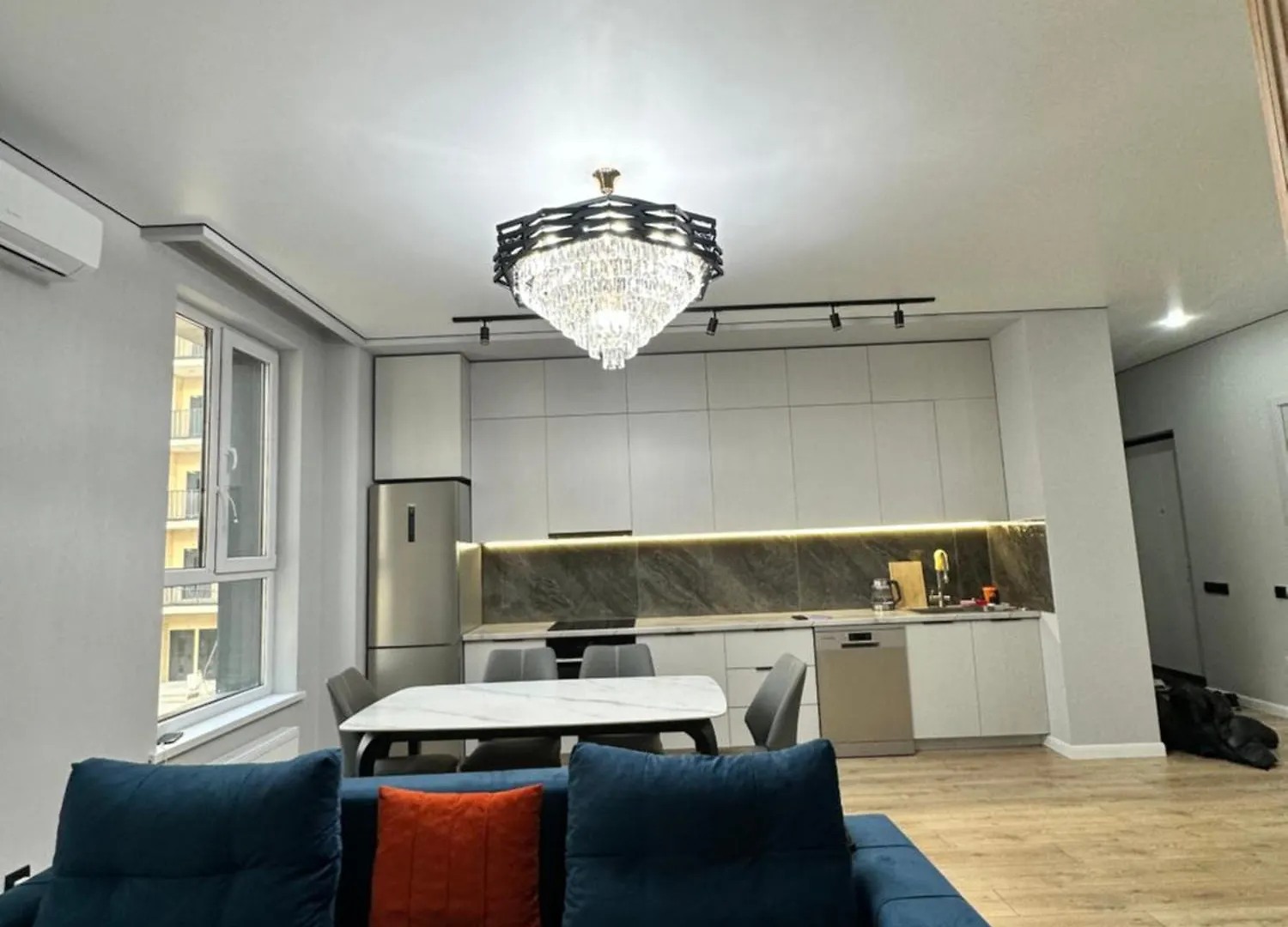 Жк Кристалл Apartment Almaty